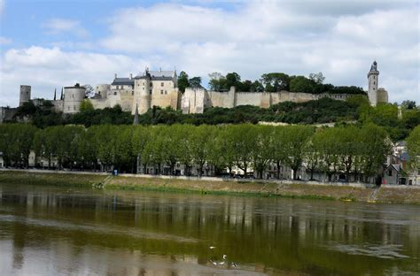 Chinon Castle (Chinon, 12th century-15th century) | Structurae