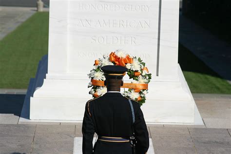 Arlington National Cemetery - Tomb of the Unknown Soldier - 12128 ...