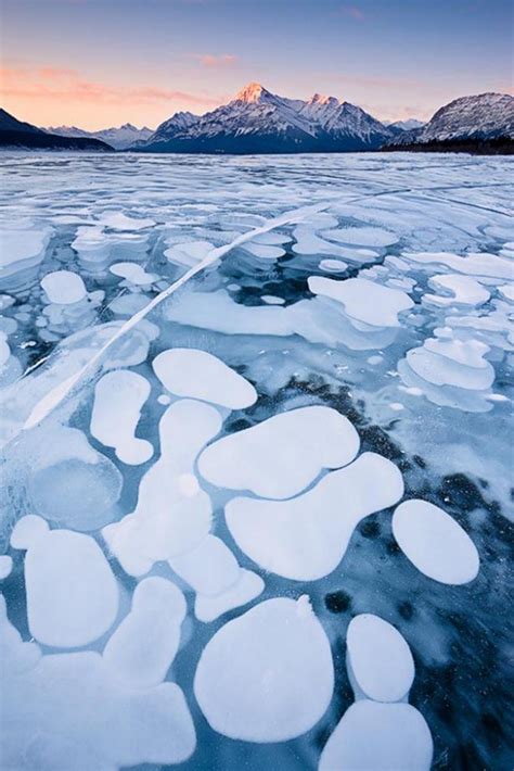 Amazing Frozen Lake Photography Of Canada | Funnilogy