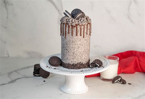 Cookies And Cream Cake Roll Dutch Apron® Bakery