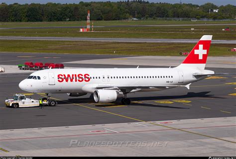 HB IJI Swiss Airbus A320 214 Photo By Hannes Stender ID 1435196