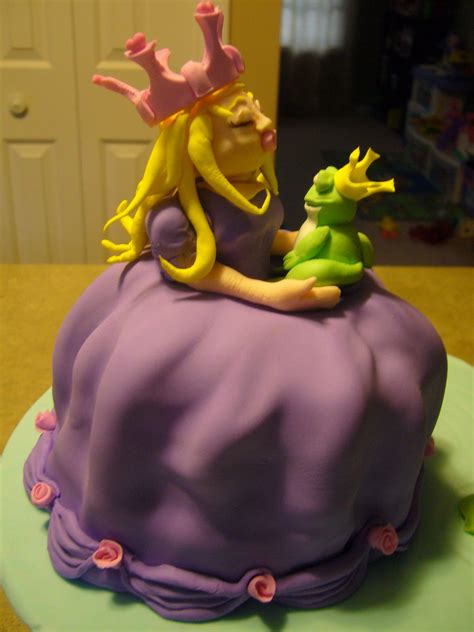 The Icing On Top by Meg: Princess and the Frog Cake