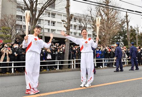 石原さとみ 都内で聖火リレーリハ「高揚してどんどん早く走ってしまう」芸能デイリースポーツ Online