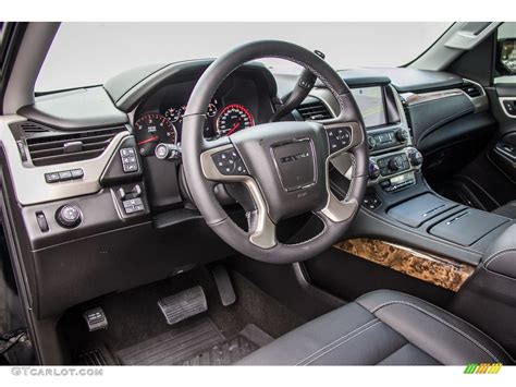 2015 GMC Yukon XL Denali Interior Color Photos | GTCarLot.com