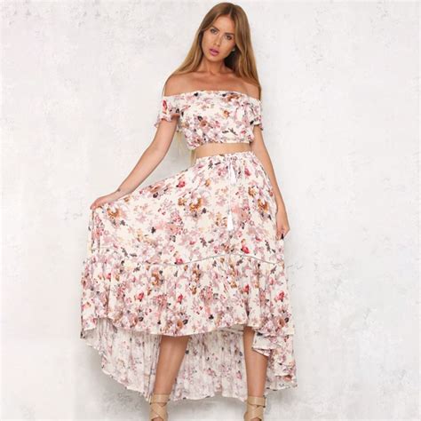 Floral Print Two Piece Set Featuring Off The Shoulder Cropped Top And