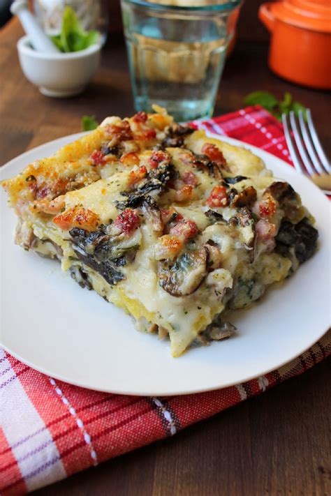 LASAGNE BIANCHE CON FUNGHI E SPECK I SAPORI DI CASA