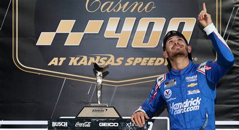 Kyle Larson Earns Third Consecutive Win With Kansas Triumph Nascar