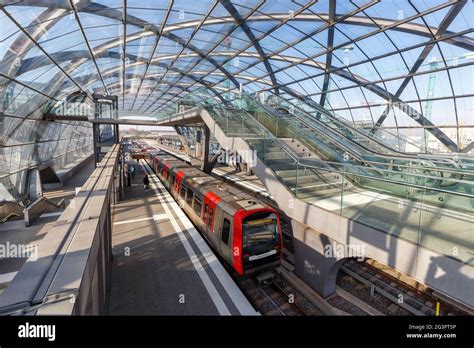 Hamburg Deutschland April Hochbahn U Bahn Linie U Station