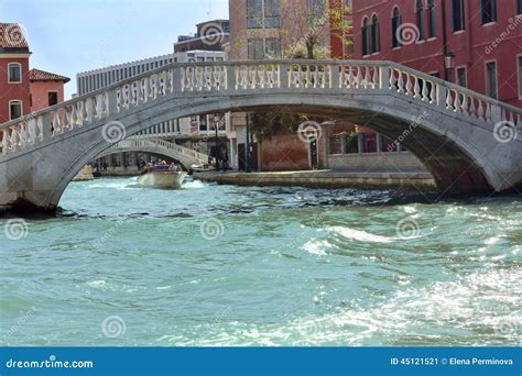 Bridges on the Grand Canal in Venice Editorial Photo - Image of dock ...