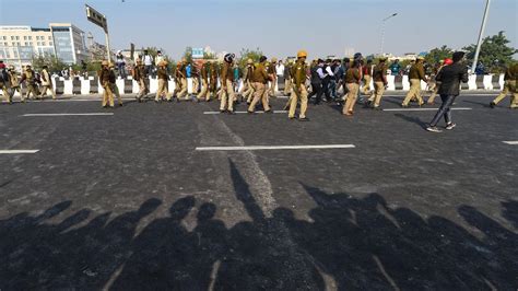 Delhi Traffic Alert Several Roads Remain Closed Amid Farmers Protest