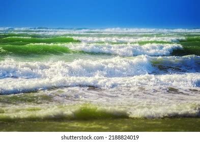 Incoming Whitewater Photos And Images Pictures Shutterstock