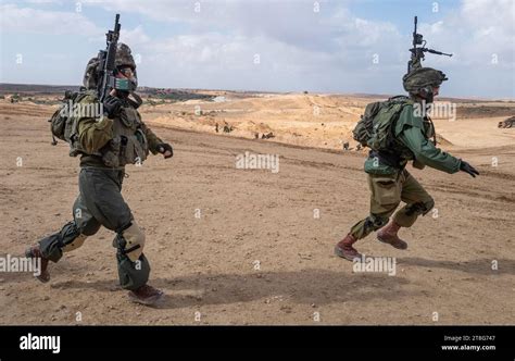 Israelische Infanterie Soldaten Der Brigade Von Fallschirmj Gern