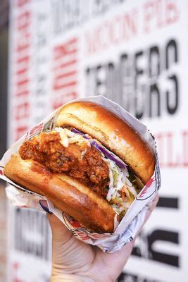 MONROES HOT CHICKEN Updated January Photos Reviews W Jefferson St