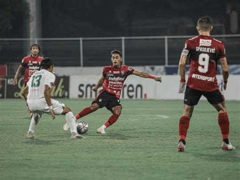 Bali United Bertekad Perbaiki Rekor Hadapi Persebaya