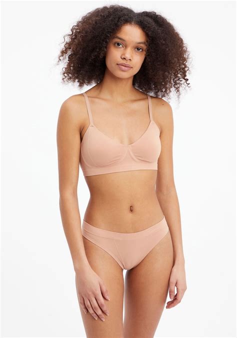 Calvin Klein Bügelloser BH LGHT LINED BRALETTE mit vorgeformten Cups