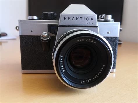 Fotoaparat Ltl Praktica Z Vrhunskim Objektivom Zeiss Pancolar Mm