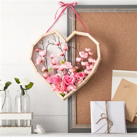 Floral Wood Heart Wall Hanging Valentine Day Wreaths Valentines Day