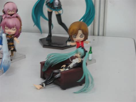 Vocaloid Figurines 3 by nurmuzdalifah on DeviantArt