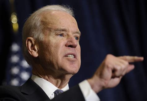 ‘Ambitious’ Biden regulation would ‘force’ most Americans out of gas