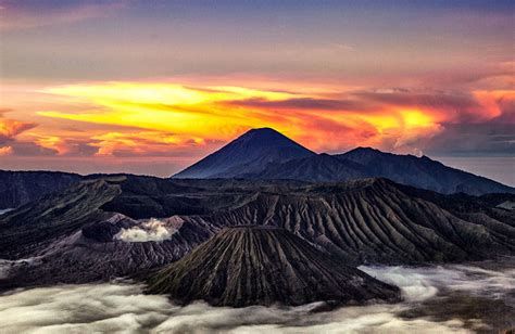 Inilah 6 Gunung Di Sumatera Dengan Pesona Keindahan Yang Eksotis