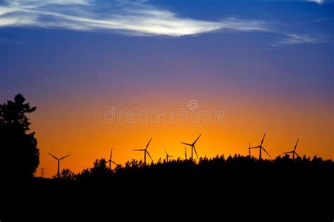 Sunset At The Windmills In Kinderdijk In Netherlands Stock Photo ...