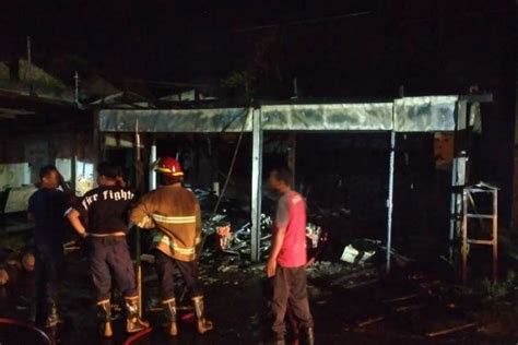 Lupa Mematikan Kompor Warung Sembako Terbakar BALIPOST