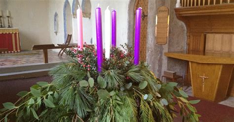 Advent Wreath & Candles: Understanding the Meaning, History & Tradition ...