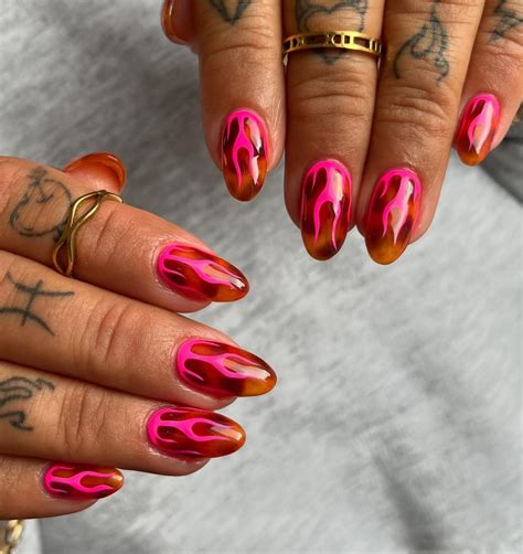 Tortoise Shell Nail Ideas With Classic Fall Vibes