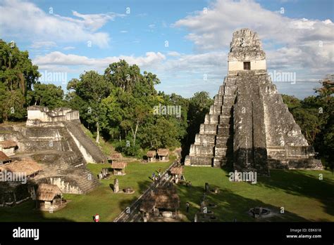 Tikal Temple, Guatemala, Peten, Tikal Stock Photo - Alamy