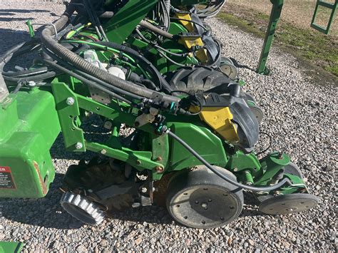 2019 John Deere 1725 Ccs Planters Integral Sunbury Nc