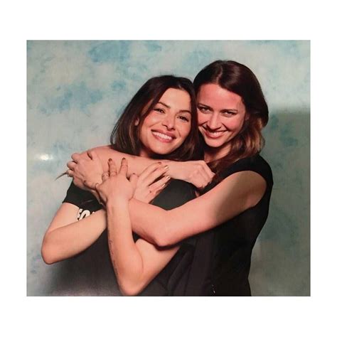 Image May Contain 2 People Sameen Shaw Root And Shaw Amy Acker