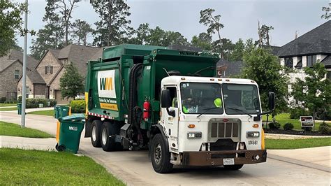 Waste Management Peterbilt Cng Mcneilus Zr On Recycling