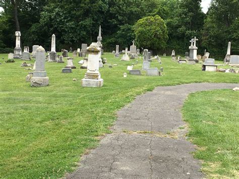 Holy Rood Cemetery A Washington District Of Columbia Cimitero Find A