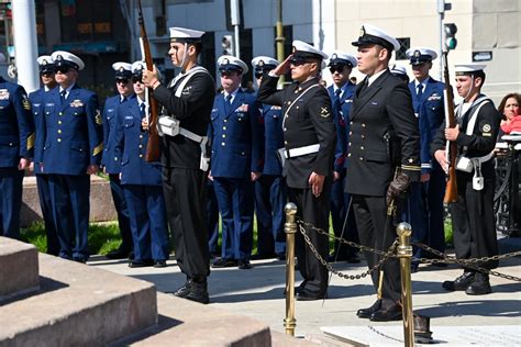 Dvids Images U S Coast Guard Polar Star Crew Render Honors To The