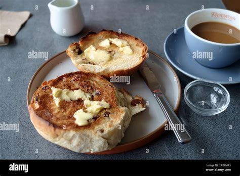 Toasted Tea Cakes With Butter At The Geevor Pit Museum Cafe Stock Photo