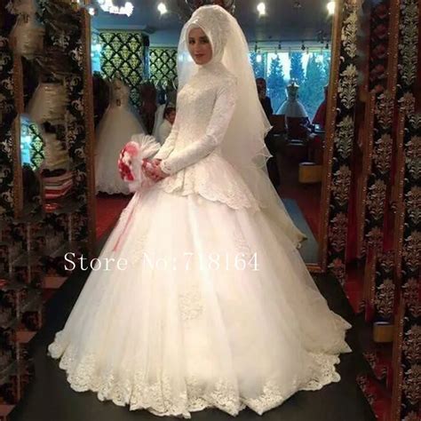 High Neck White Ivory Colors Long Sleeve Muslim Wedding Dress