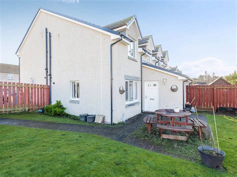 2 Bed Semi Detached House For Sale In Resaurie Gardens Inverness