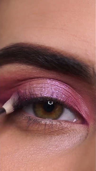 Pink Eye Makeup Tutorial 💖 Sparkling Pink Eye Makeup Look 💖 Party