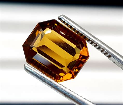 Natural Top Color Citrine 4.10 Carats Gemstone