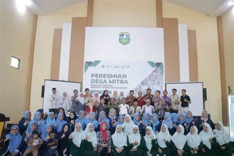 Sekolah Farmasi Itb Gelar Pengabdian Masyarakat Dengan Resmikan Desa