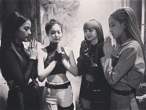 Rayakan Tahun Debut Para Member Blackpink Tulis Pesan Manis Untuk