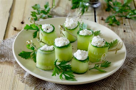 Roul S De Concombre Au Fromage Frais Les Recette De A Z