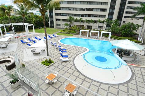 Hilton Hotel: choose it if you want a hotel near the airport in Guayaquil.