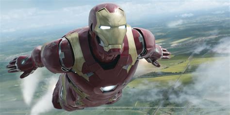 16 Superheroes With The Greatest Flight Powers Ranked