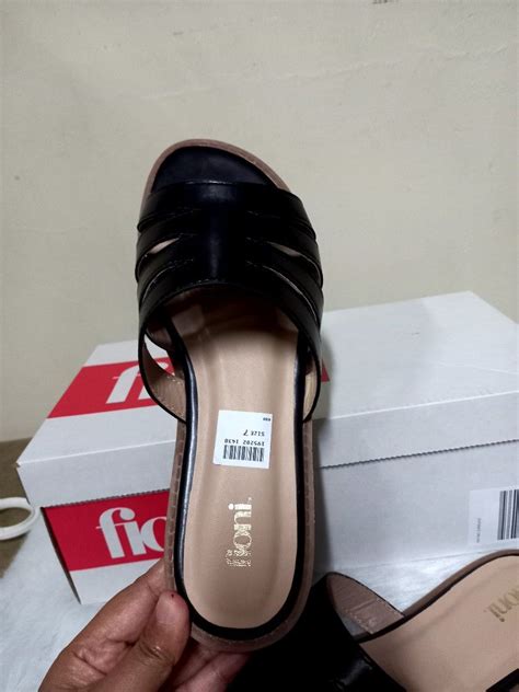 Payless shoes, Women's Fashion, Footwear, Flats & Sandals on Carousell