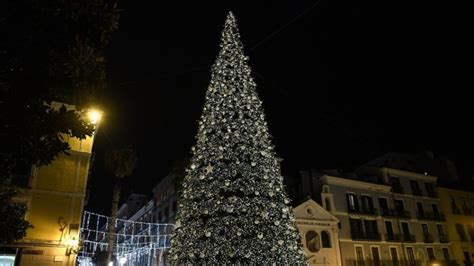 Luci D Artista Salerno Boom Di Visitatori E Tasso Di Occupazione