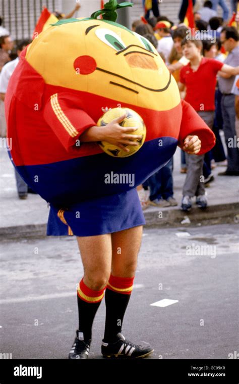 Mascotte Officielle Espagne 82 Coupe Du Monde Banque De Photographies