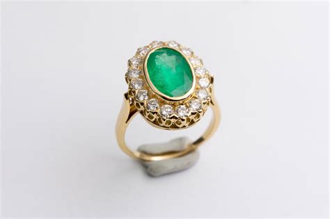 Bague Pompadour Or K Diamants Emeraude Euro Pi Ces D Or