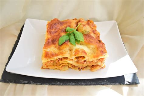 Lasagna Cu Piept De Pui Si Ciuperci Gatesc Ro