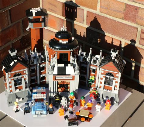 The LEGO Batman Movie Arkham Asylum 70912 Im Review Zusammengebaut